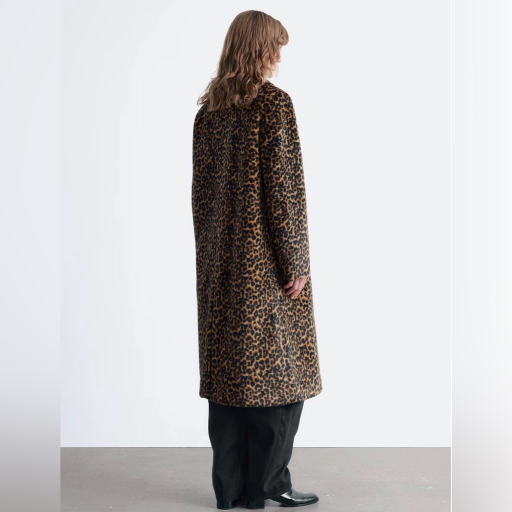 & Other Stories Faux Fur Leopard Coat - Picture 9 of 9